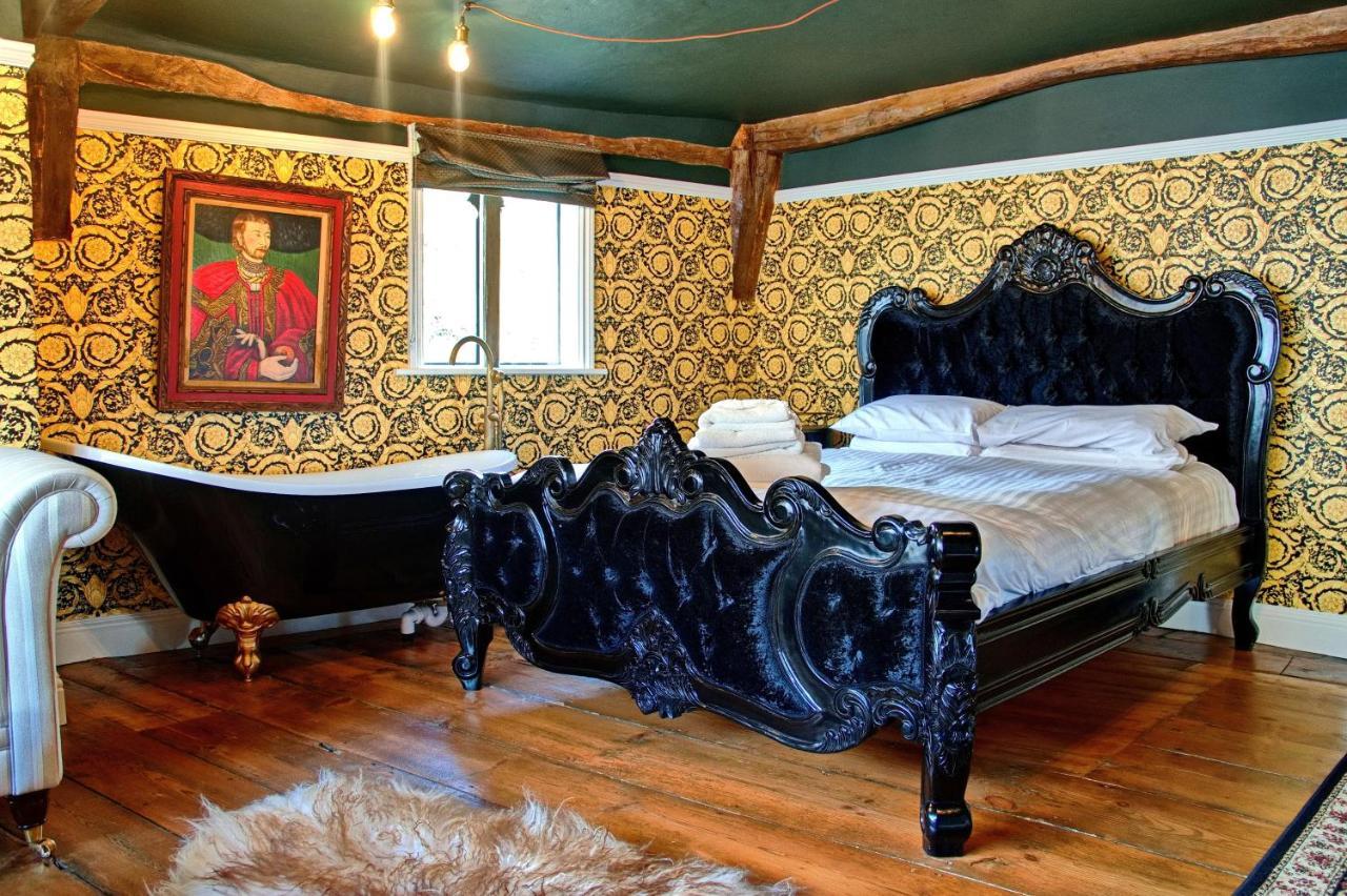 Huge Deluxe 600 Year Old Essex Manor, Hot Tub, Cinema Room, Sky Tv Saffron Walden Exteriér fotografie