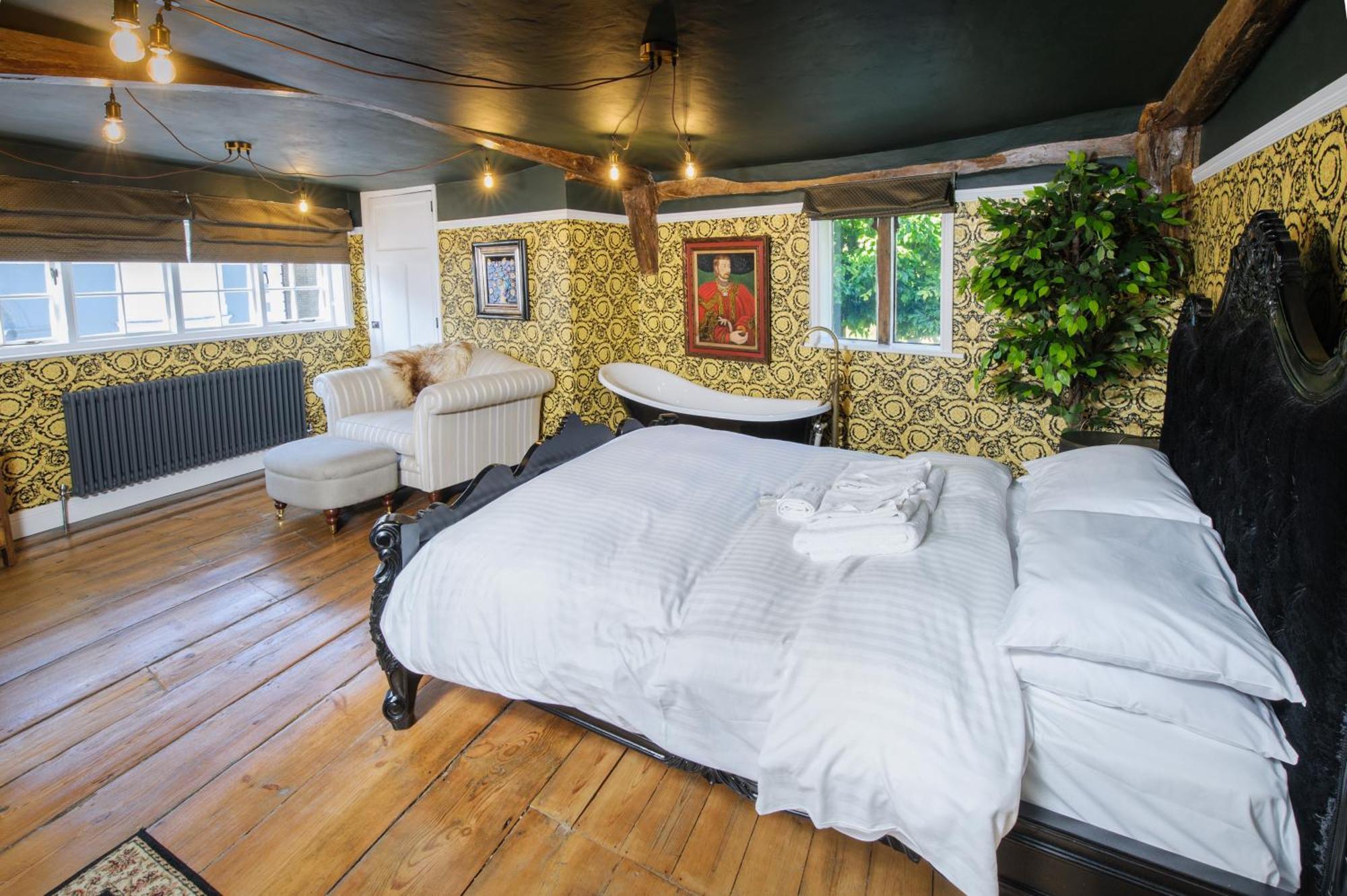 Huge Deluxe 600 Year Old Essex Manor, Hot Tub, Cinema Room, Sky Tv Saffron Walden Exteriér fotografie